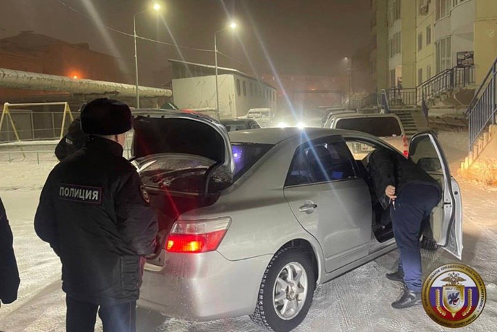 Торговали алкоголем из машин