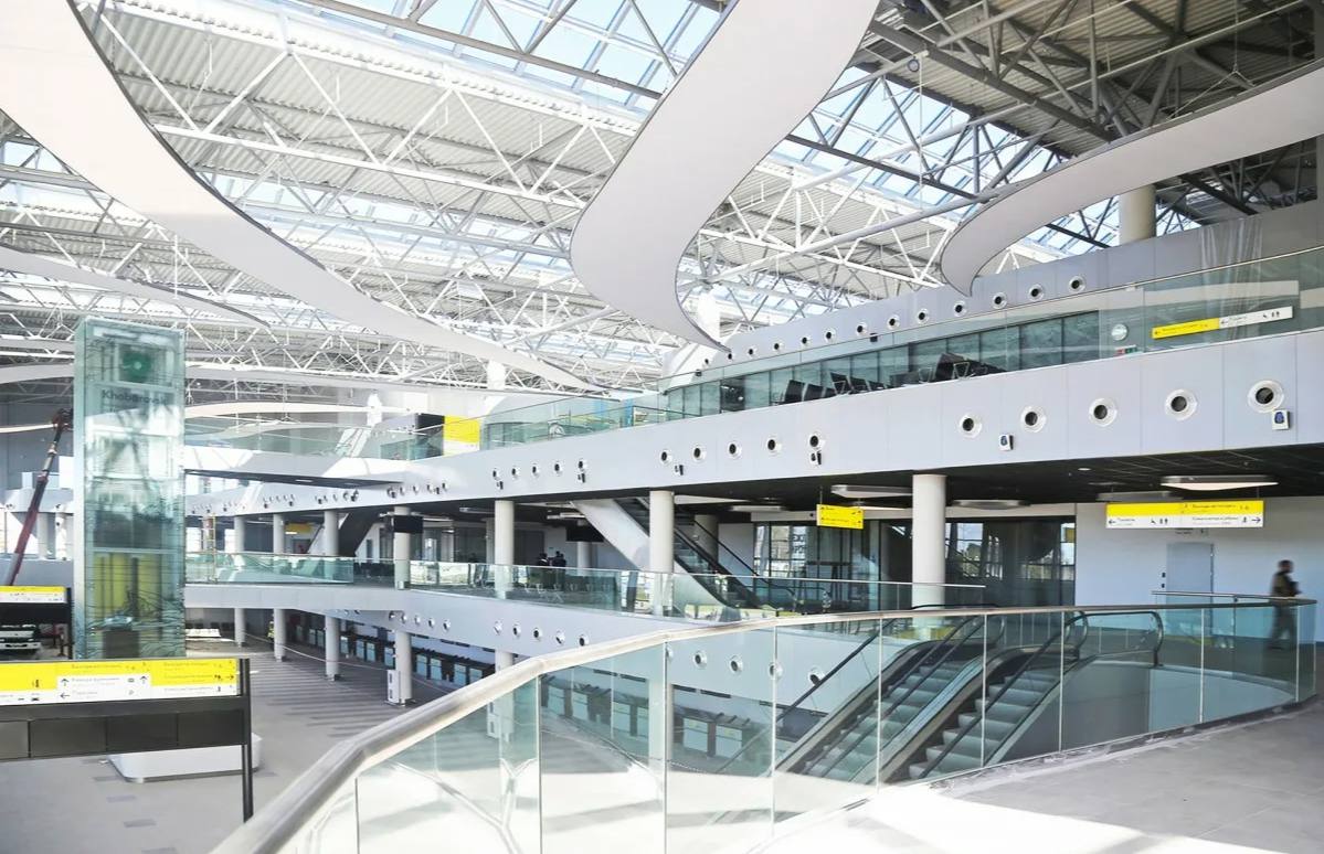 В сентябре в России были открыты три крупных транспортных объекта: В сентябре в России были открыты три крупных транспортных объекта: