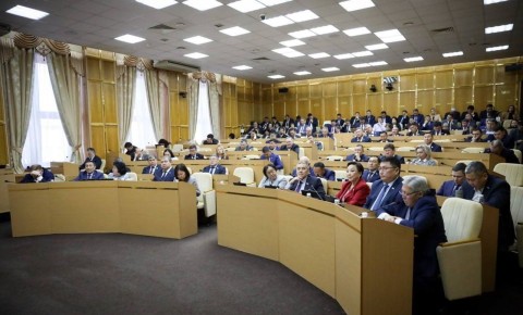 Кирилл Бычков: Сегодня депутаты Государственного собрания (Ил Тумэн) приняли бюджет республики на 2026 год и плановый период 2027-2028 годов