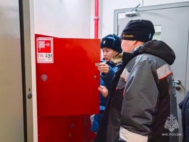 Специалисты ГПН осуществляют проверки по соблюдению требований пожарной безопасности в высотных домах