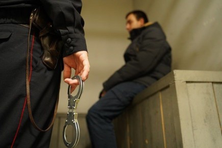 Выпрыгнул из машины на ходу