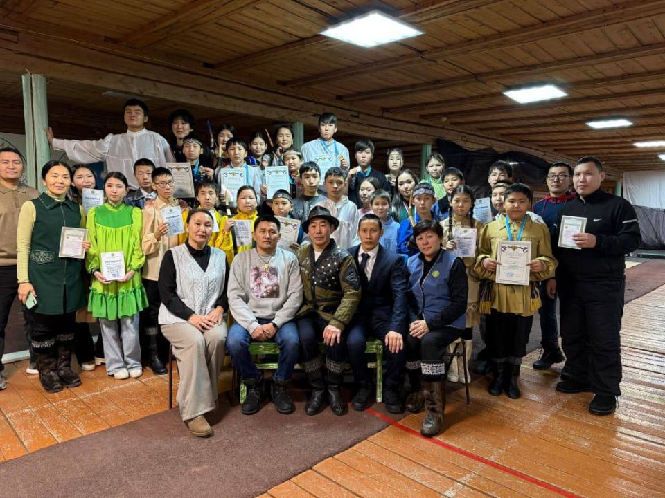 Сунтаарга оунан ытыы крээ тэрилиннэ