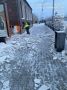 Подрядчик оперативно очищает тротуары Центрального округа от снега