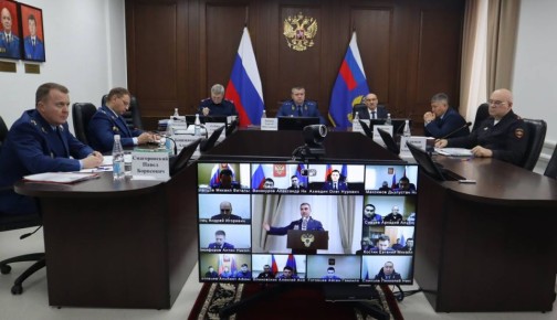 Прокурор республики Сергей Дябкин провел межведомственное совещание по вопросам взаимодействия органов правоохраны с Федеральной службой по финансовому мониторингу