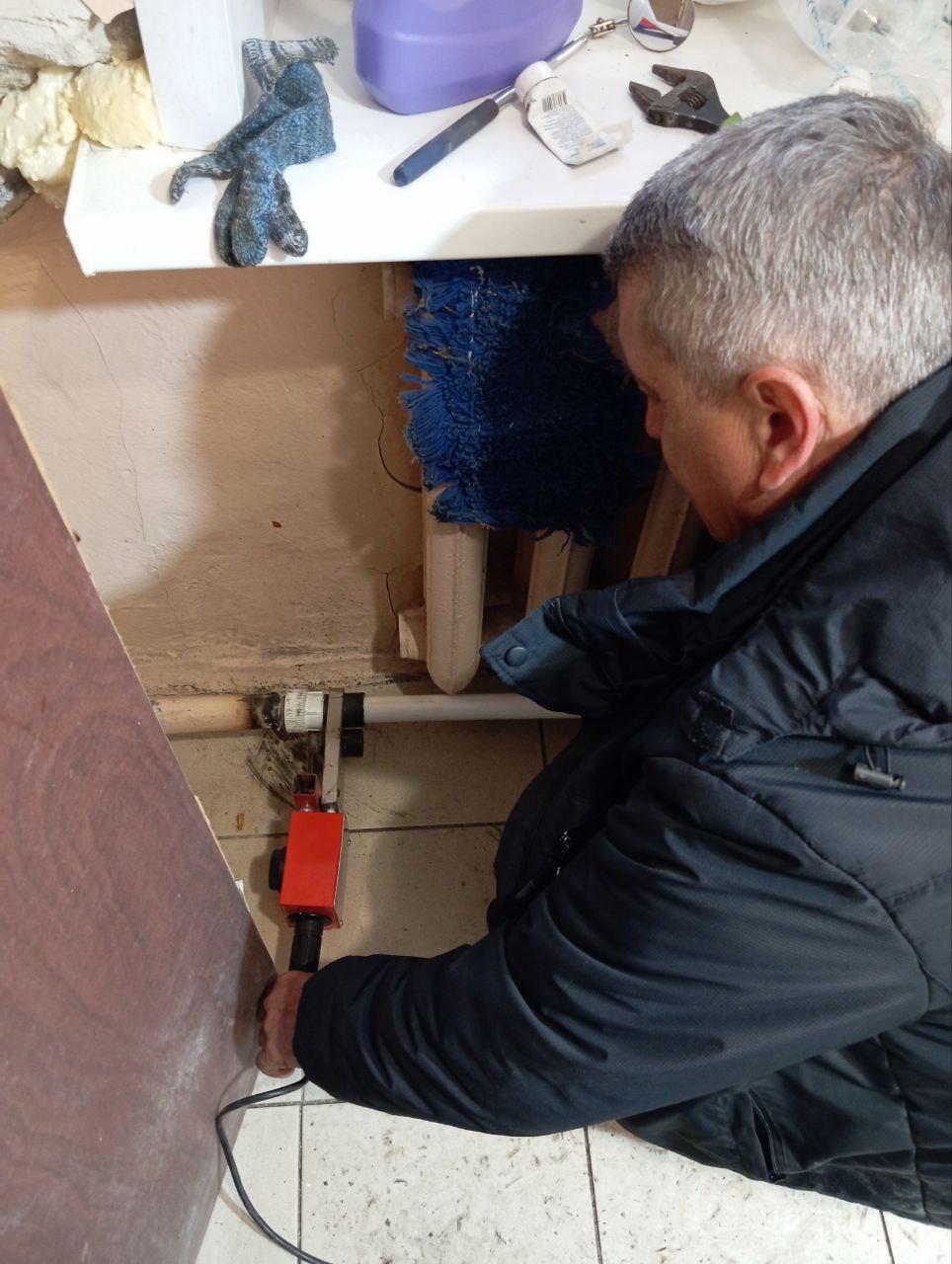 Коммунальщики Якутии устранили аварийные участки теплоснабжения и канализации в центре Докучаевска