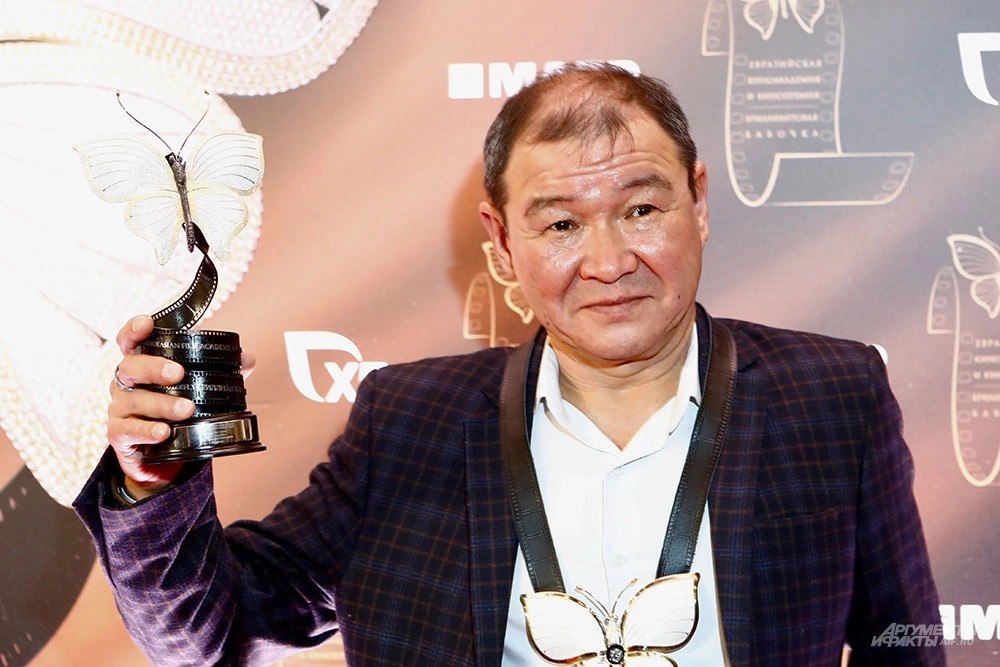 «Бриллиантовая бабочка» улетела в Китай «Бриллиантовая бабочка» улетела в Китай