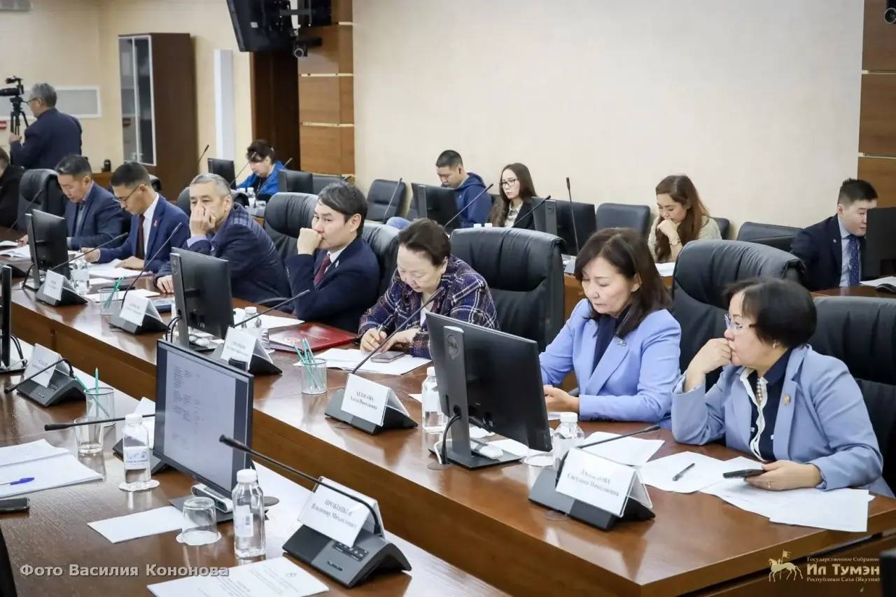В Парламенте Якутии обсудили масштабный план развития Арктической агломерации Тикси-Найба В Парламенте Якутии обсудили масштабный план развития Арктической агломерации Тикси-Найба