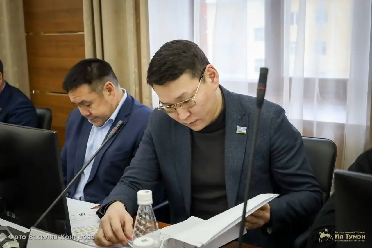 В Парламенте Якутии обсудили масштабный план развития Арктической агломерации Тикси-Найба В Парламенте Якутии обсудили масштабный план развития Арктической агломерации Тикси-Найба