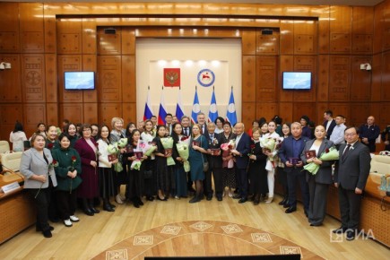 В Якутии вручили государственные награды многодетным матерям