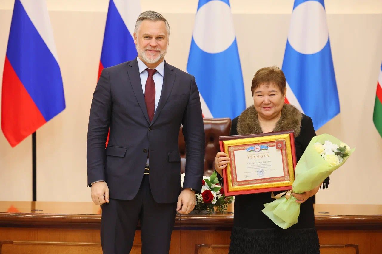 Кирилл Бычков: В преддверии Дня матери в России вручил государственные награды тем, кто своей заботой и любовью формирует прочный фундамент будущего нашей республики Кирилл Бычков: В преддверии Дня матери в России вручил государственные награды тем, кто своей заботой и любовью формирует прочный фундамент будущего нашей республики