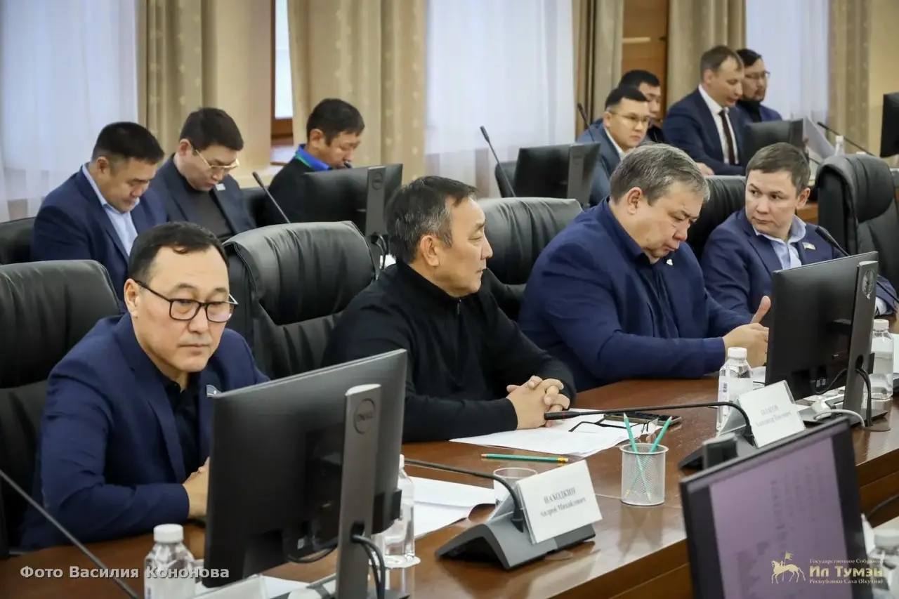 В Парламенте Якутии обсудили масштабный план развития Арктической агломерации Тикси-Найба В Парламенте Якутии обсудили масштабный план развития Арктической агломерации Тикси-Найба