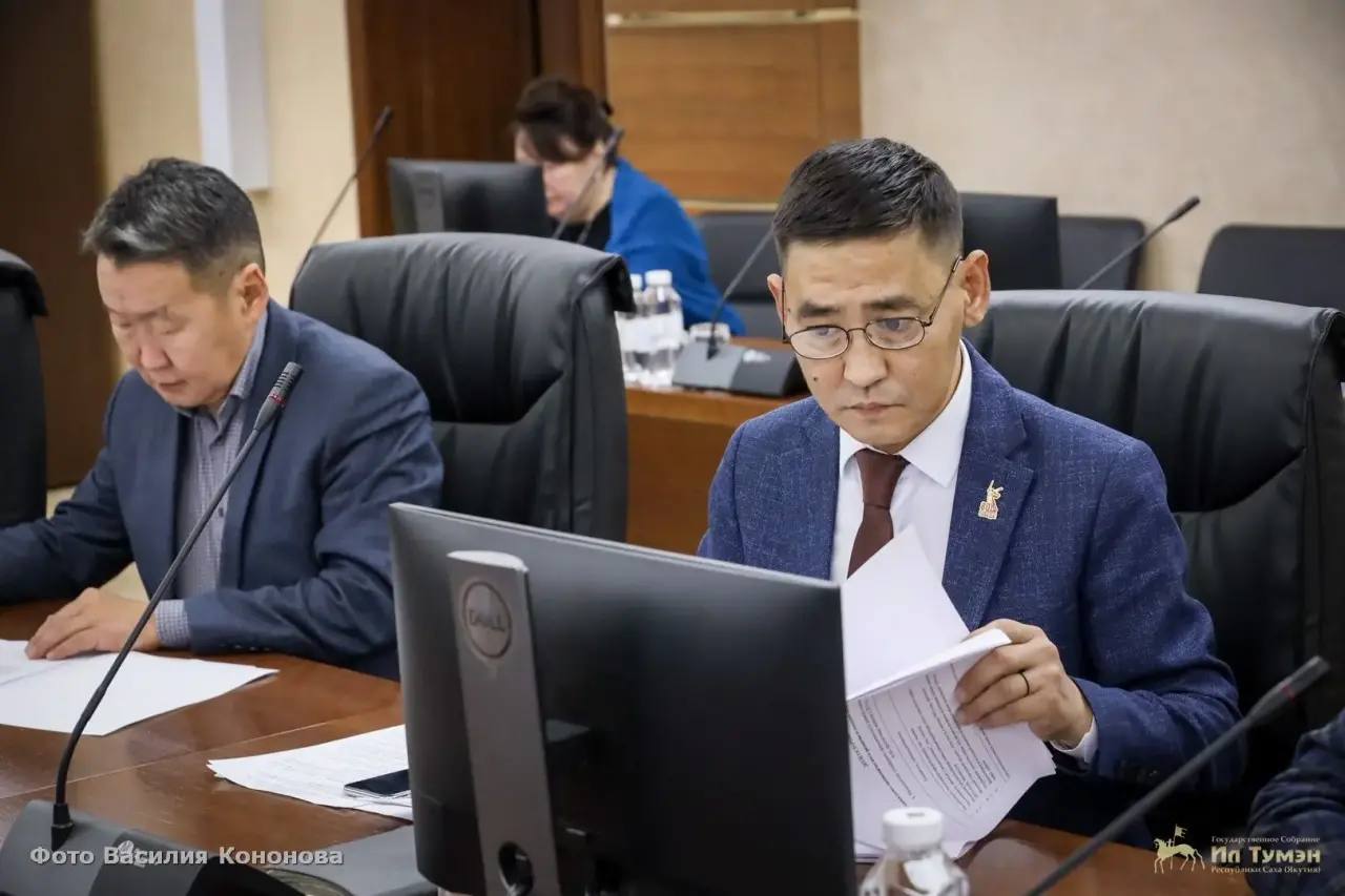 В Парламенте Якутии обсудили масштабный план развития Арктической агломерации Тикси-Найба В Парламенте Якутии обсудили масштабный план развития Арктической агломерации Тикси-Найба