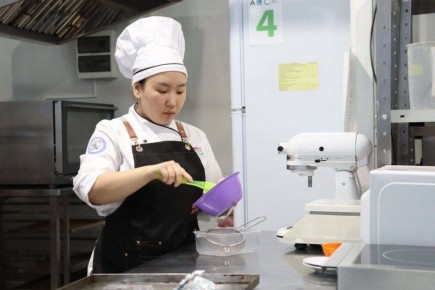 Студенты-повара соревновались в искусстве приготовления блюд якутской кухни