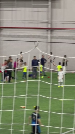 ВТОРОЙ ЗАБЕГ!. Владимир Шологонов на последнем повороте догнал Валентина Афанасьева и становится победителем второго забега