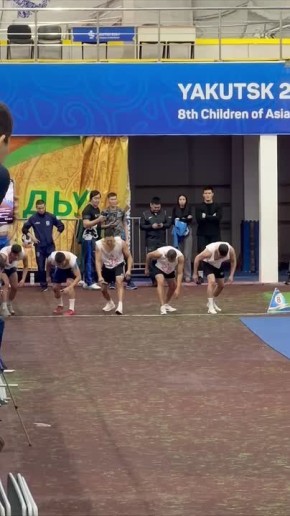 Иван Степанов из Хатас победитель своего забега - 56,17 сек