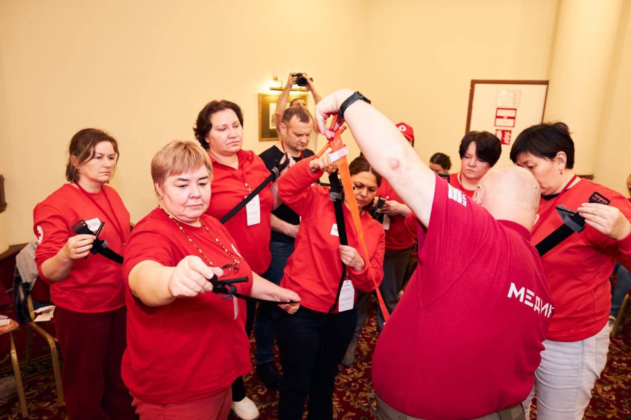 Соболева Ольга Вячеславовна секретарь УИК №11, работает филиал ГБ ПОУ РС(Я) ЯМК(У) им МН Жиркова библиотекарем Соболева Ольга Вячеславовна секретарь УИК №11, работает филиал ГБ ПОУ РС(Я) ЯМК(У) им МН Жиркова библиотекарем