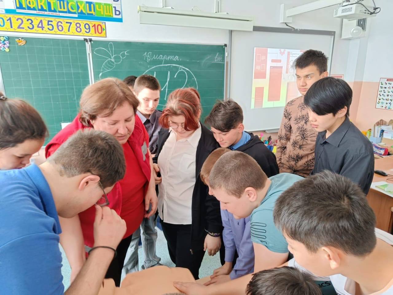 Соболева Ольга Вячеславовна секретарь УИК №11, работает филиал ГБ ПОУ РС(Я) ЯМК(У) им МН Жиркова библиотекарем Соболева Ольга Вячеславовна секретарь УИК №11, работает филиал ГБ ПОУ РС(Я) ЯМК(У) им МН Жиркова библиотекарем