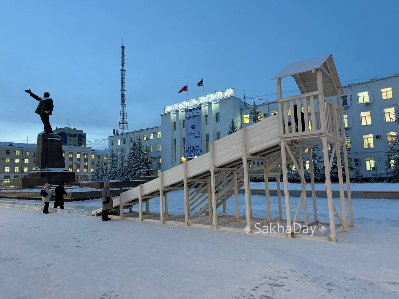 Волшебная атмосфера на площади Волшебная атмосфера на площади