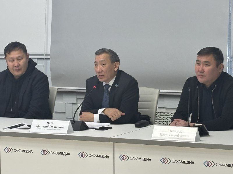 Лучшие работы обладателя «Золотой маски» Сергея Потапова покажут на сценах театров в Якутске Лучшие работы обладателя «Золотой маски» Сергея Потапова покажут на сценах театров в Якутске