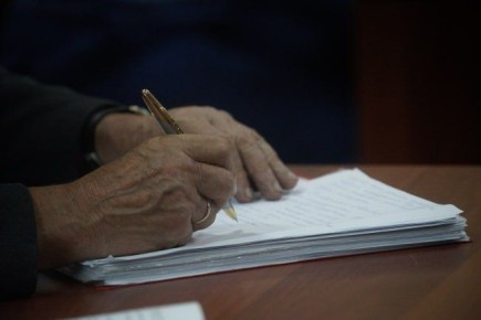 Перевозил пассажиров по тонкому льду