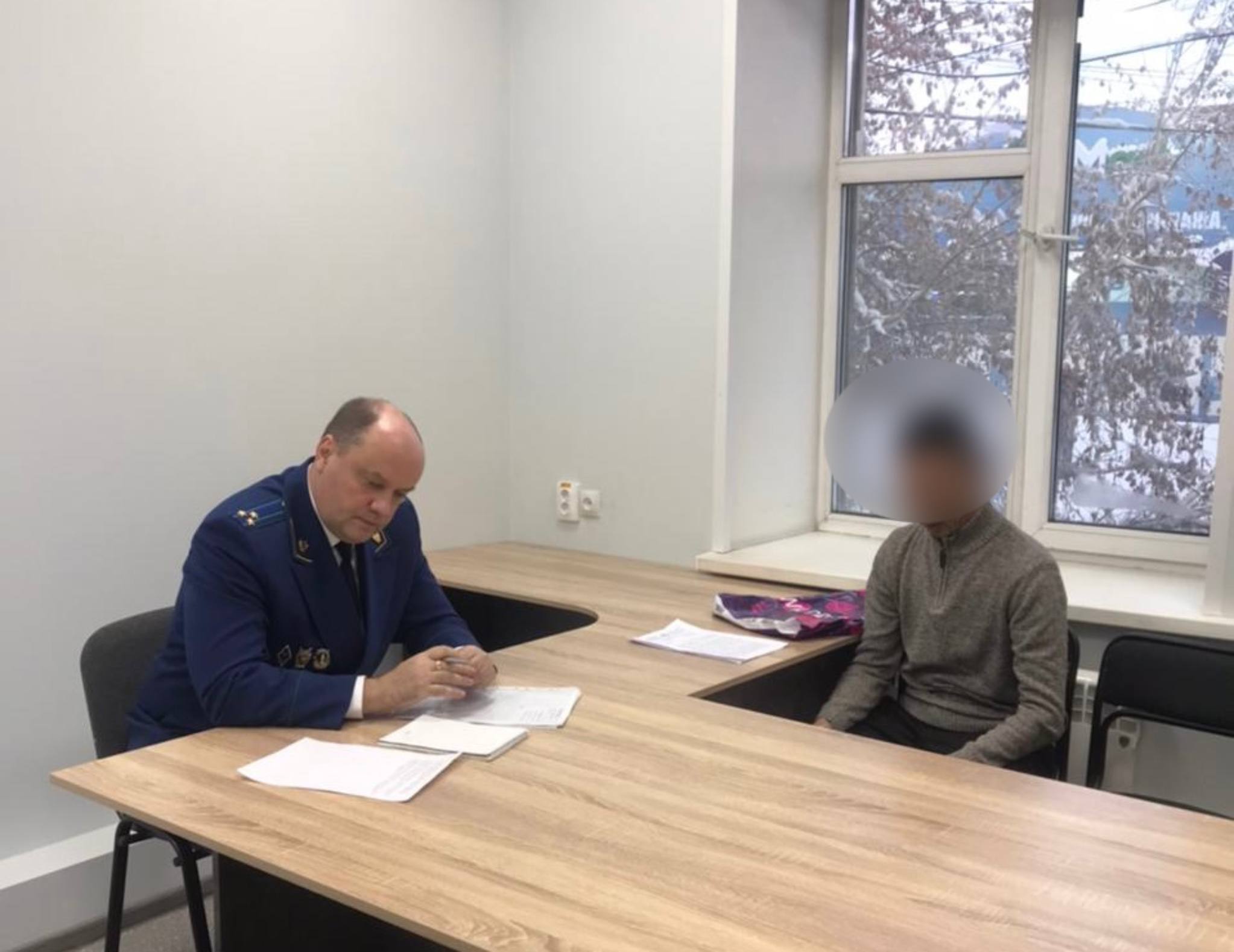 Прокурор г. Якутска провёл встречу с трудовым коллективом МКУ «Горсвет» ГО «город Якутск» Прокурор г. Якутска провёл встречу с трудовым коллективом МКУ «Горсвет» ГО «город Якутск»