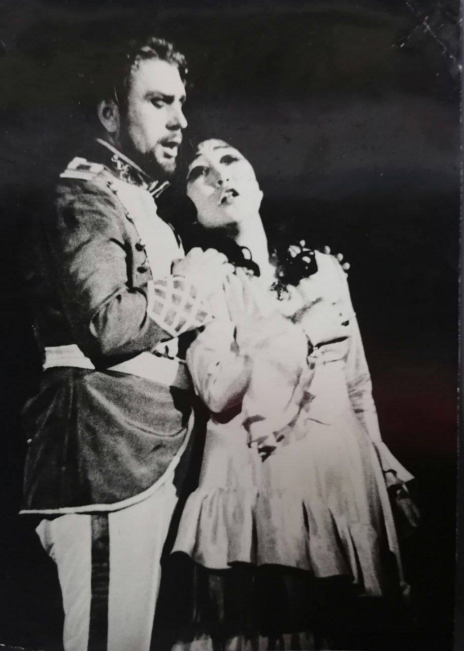 В Театре оперы и балета идут репетиции оперы Д. Бизе «Кармен» на французском языке