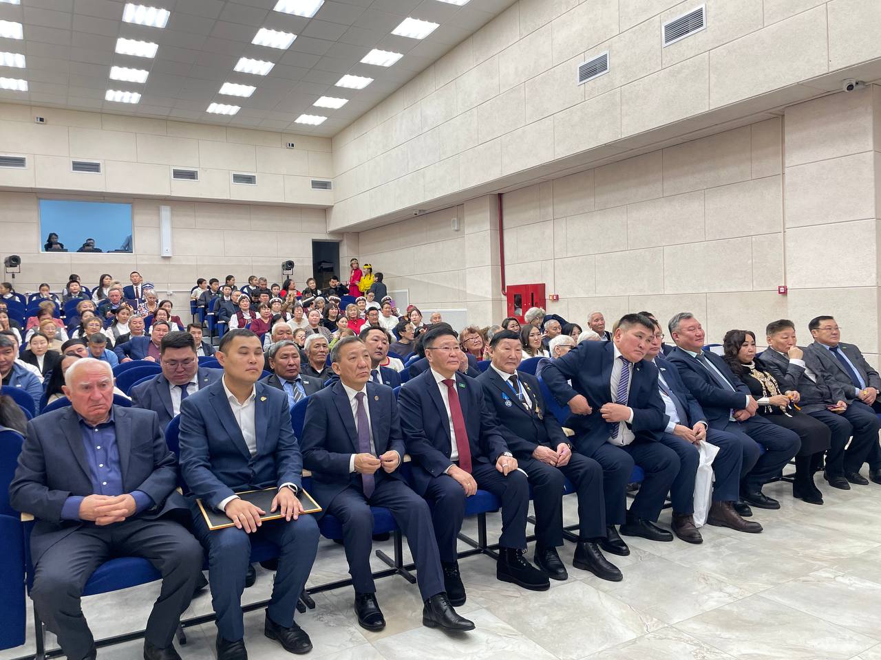 Торжественное открытие культурного центра в селе Крестях Торжественное открытие культурного центра в селе Крестях