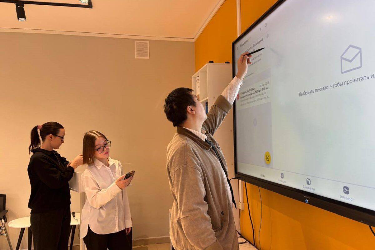 Более ста школьников участвуют в финале НПК «Они сражались за Родину» в Якутске Более ста школьников участвуют в финале НПК «Они сражались за Родину» в Якутске