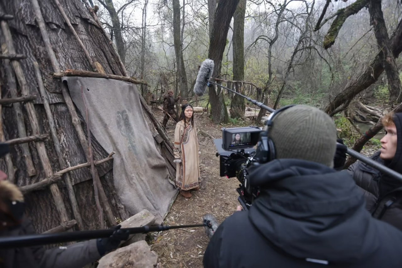 Фильм с участием Евгения Миронова и якутянки Милены Софроновой выйдет в 2026 году