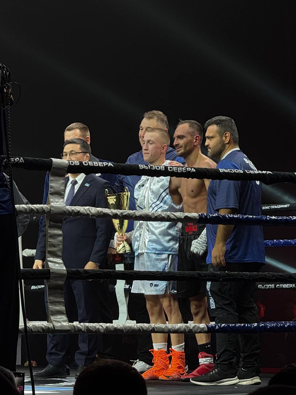 «Вызов Севера»: Николай Пшенников одержал победу над иранцем Мухамадом Камали