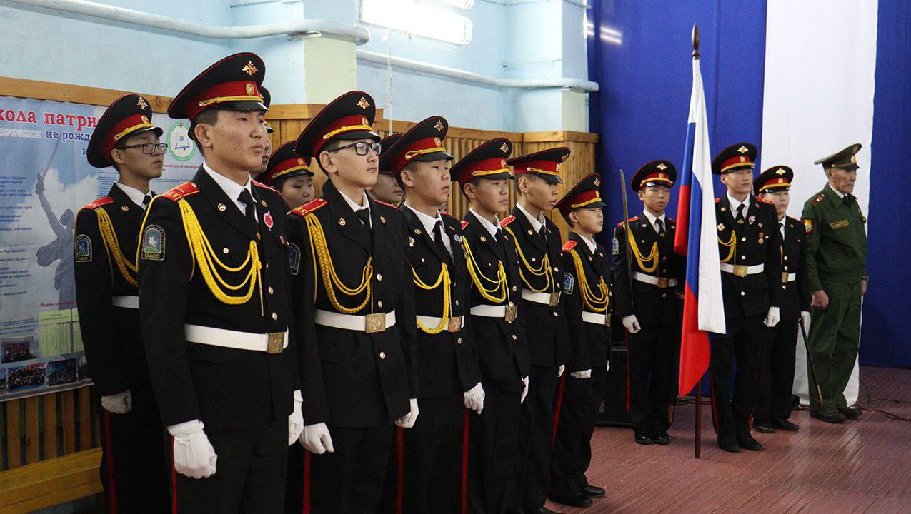 Бэлиэ тэрээин Баатара оскуолатыгар кадет кылааа тэриллибитэ 20 сылынан Ахсынньы 6 кнгэр Баатара нэилиэгин Ф.К.Попов аатынан оскуолаа кадет кылааа аыллыбыта 20 сылын туолла. Улуус, нэилиэк бэлиэ тэрээинигэр Баатараттан... Бэлиэ тэрээин Баатара оскуолатыгар кадет кылааа тэриллибитэ 20 сылынан Ахсынньы 6 кнгэр Баатара нэилиэгин Ф.К.Попов аатынан оскуолаа кадет кылааа аыллыбыта 20 сылын туолла. Улуус, нэилиэк бэлиэ тэрээинигэр Баатараттан...