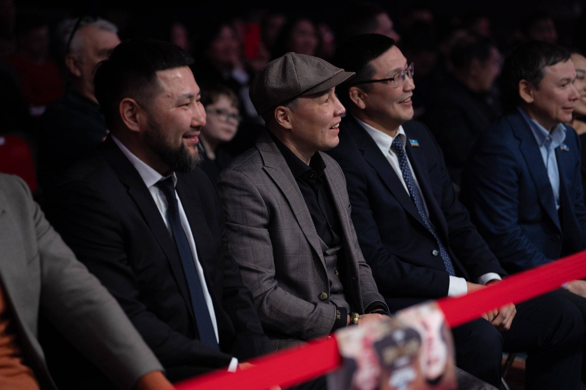 урнир по профессиональному боксу «Вызов Севера», собравший сильнейших спортсменов и заметных представителей российского бокса урнир по профессиональному боксу «Вызов Севера», собравший сильнейших спортсменов и заметных представителей российского бокса