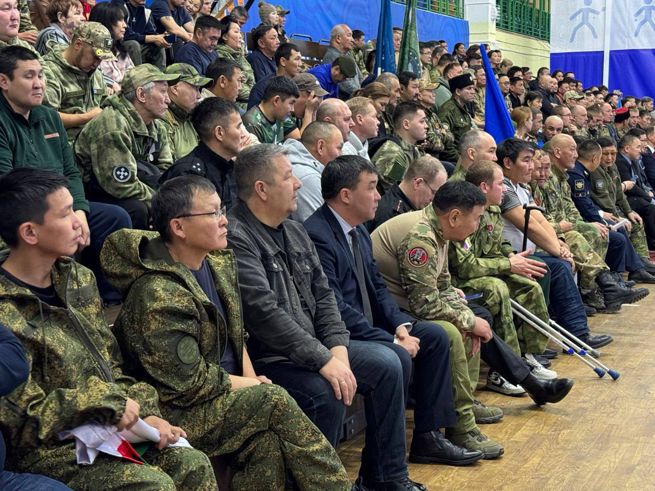 В преддверии Дня Героев Отечества в Якутии стартовало событие, объединяющее людей мужества и силы духа В преддверии Дня Героев Отечества в Якутии стартовало событие, объединяющее людей мужества и силы духа