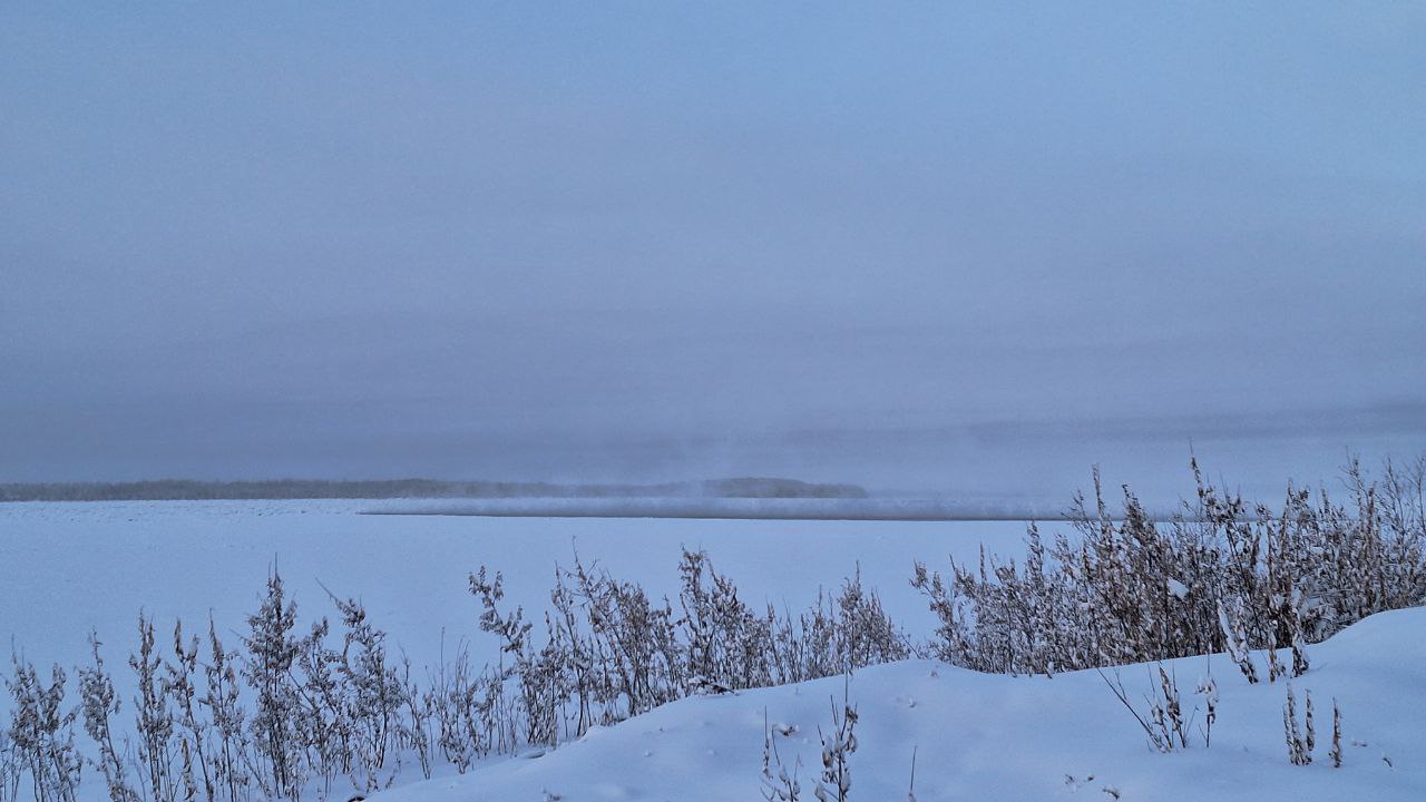 Не замерзает перекат на Алдане под Хандыгой Не замерзает перекат на Алдане под Хандыгой