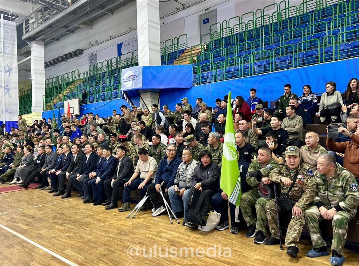 В Якутске стартовали соревнования ко Дню Героев Отечества В Якутске стартовали соревнования ко Дню Героев Отечества