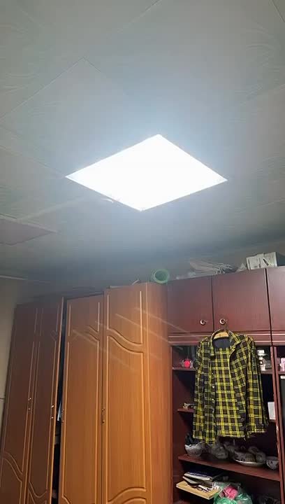 Жительница Батагая живёт в промерзшей квартире