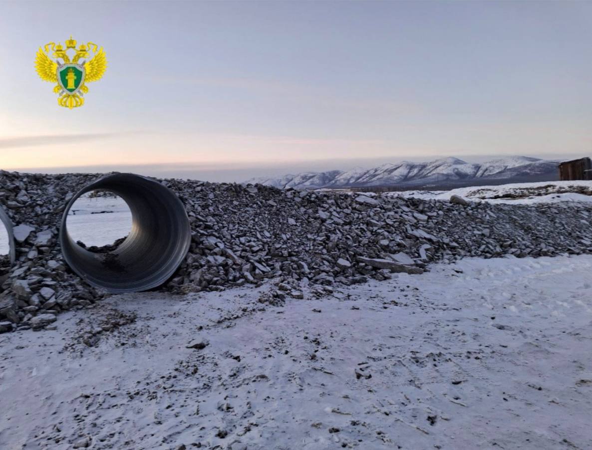 После вмешательства прокуратуры Оймяконского района восстановлено дорожное полотно После вмешательства прокуратуры Оймяконского района восстановлено дорожное полотно