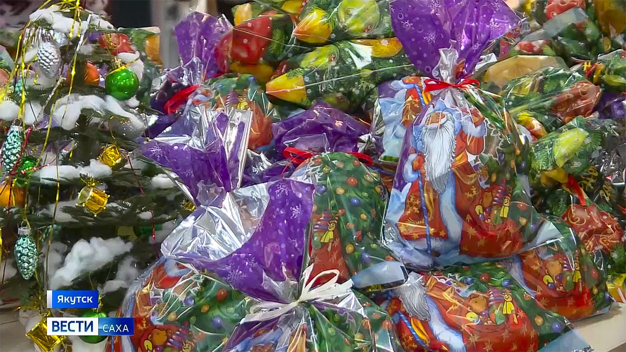 Роспотребнадзор региона напоминает якутянам о правилах выбора сладких новогодних подарков