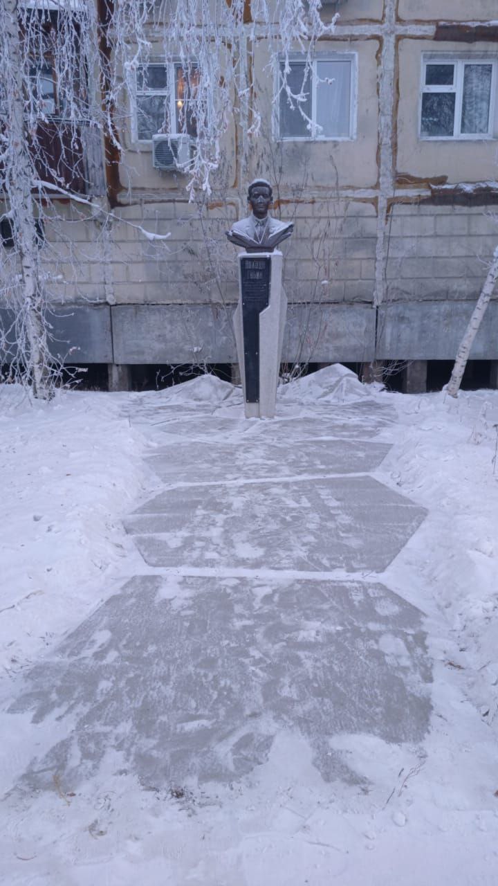 В Губинском округе забота о чистоте и порядке продолжается! Силами наших муниципальных дворников ежедневно проводится тщательная очистка снега, чтобы жители могли комфортно и без опасений передвигаться по улицам В Губинском округе забота о чистоте и порядке продолжается! Силами наших муниципальных дворников ежедневно проводится тщательная очистка снега, чтобы жители могли комфортно и без опасений передвигаться по улицам