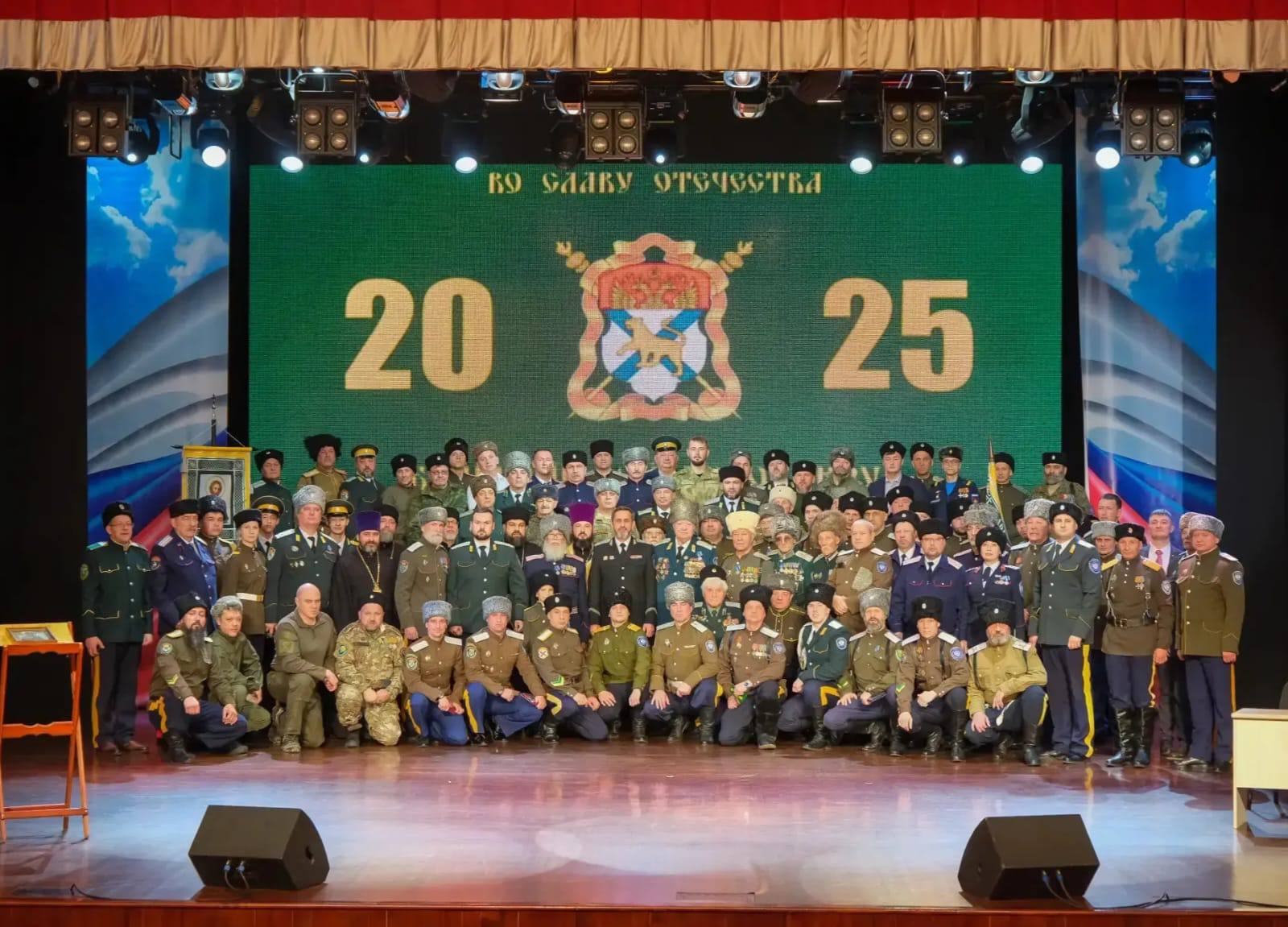 Якутских казаков отметили на отчетном Большом круге Уссурийского войскового казачьего общества