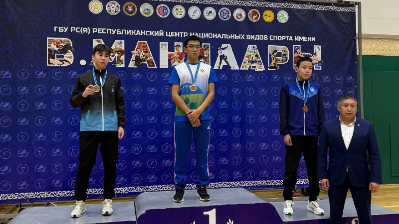 Дьокуускайга хотугу многоборьеа хамаанданан федерация кубога тмктэннэ Дьокуускайга хотугу многоборьеа хамаанданан федерация кубога тмктэннэ