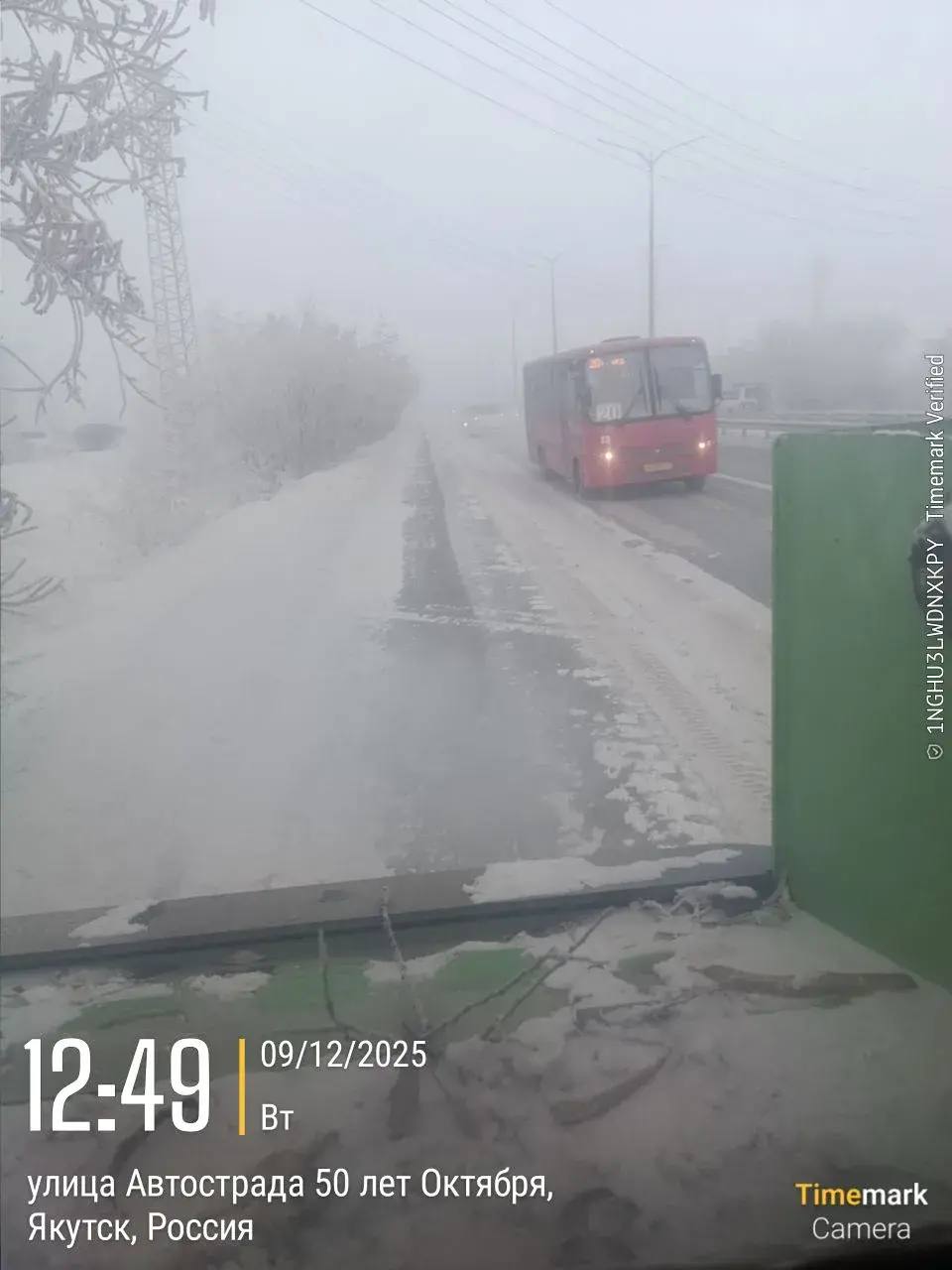 Подрядчик Управы Гагаринского округа проводит работы по уборке тротуаров, работы будут проводиться на улицах Севастопольская, Пилотов, Можайского Подрядчик Управы Гагаринского округа проводит работы по уборке тротуаров, работы будут проводиться на улицах Севастопольская, Пилотов, Можайского