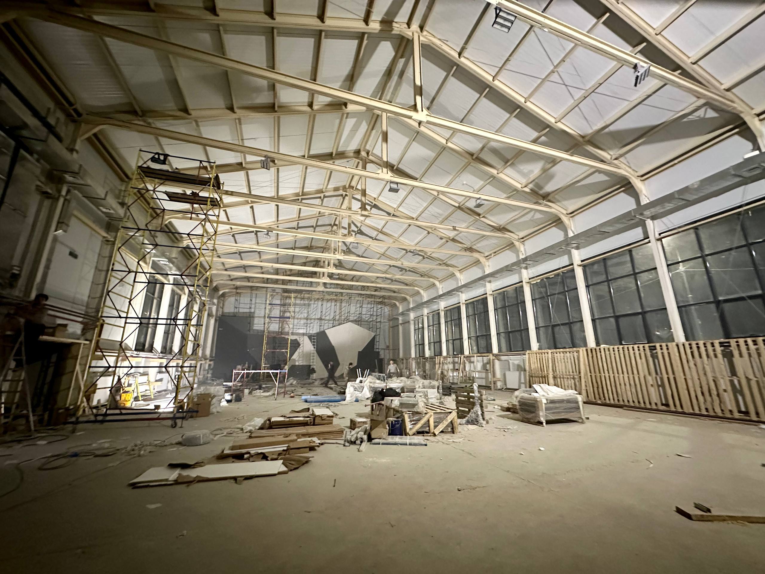 Развитие отдельных видов спорта в столице республики, в том числе кикбоксинга, рассмотрели вместе с заместителем главы города Якутска по социальным вопросам Владимиром Владимировичем Аржаковым на базе строящегося... Развитие отдельных видов спорта в столице республики, в том числе кикбоксинга, рассмотрели вместе с заместителем главы города Якутска по социальным вопросам Владимиром Владимировичем Аржаковым на базе строящегося...