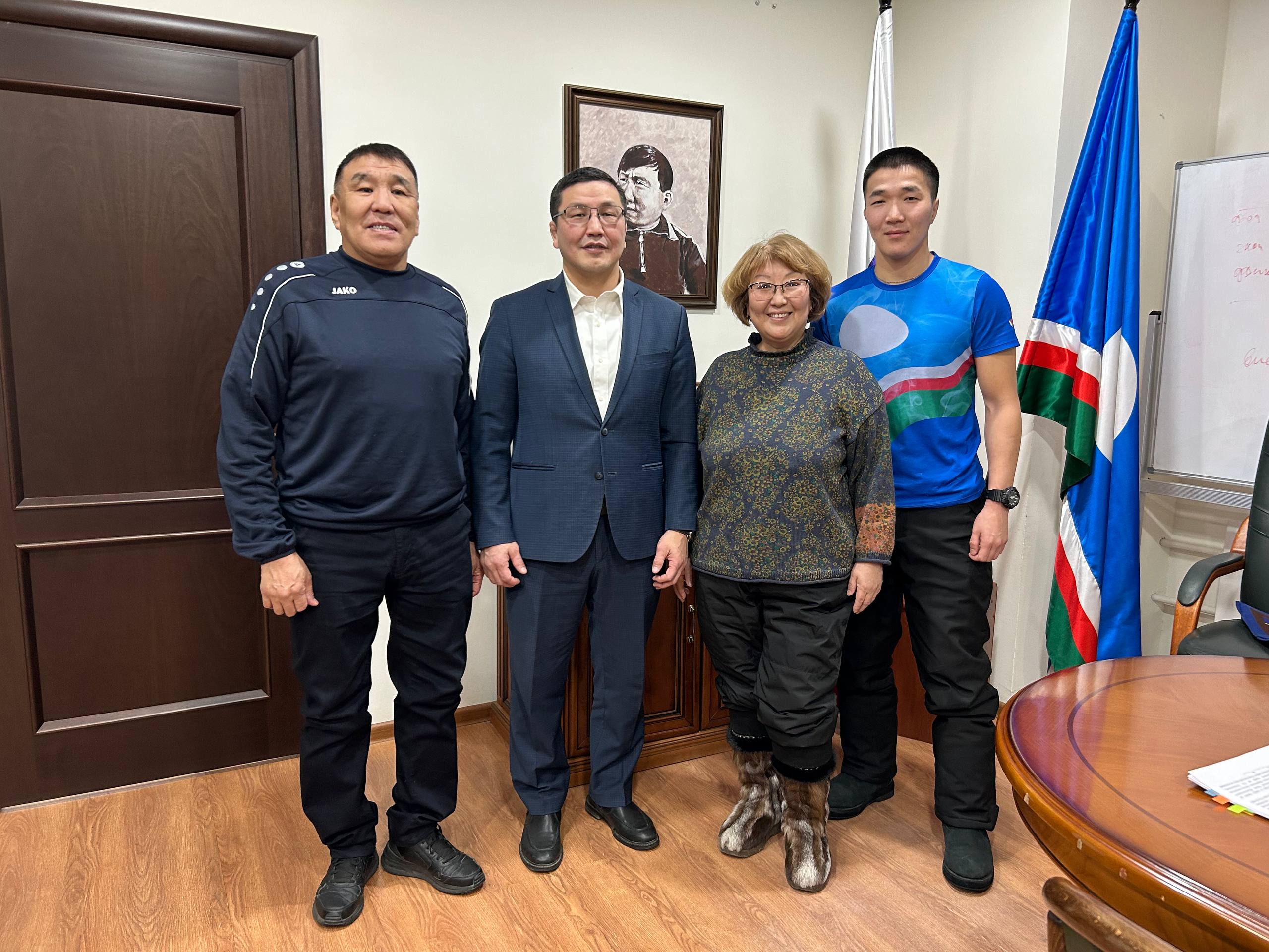 Леонид Спиридонов: «Первые специалисты программы «Земский тренер» приступают к работе в районах Якутии» Леонид Спиридонов: «Первые специалисты программы «Земский тренер» приступают к работе в районах Якутии»