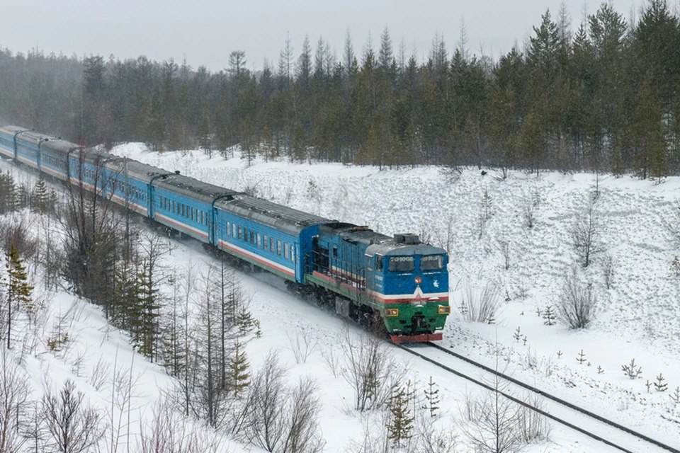 Почти полмиллиона пассажиров перевезли в 2025 году якутские железнодорожники