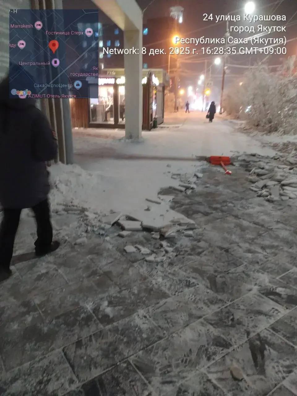 Очистка и вывоз снега с тротуаров подрядчиком на территории Центрального округа Очистка и вывоз снега с тротуаров подрядчиком на территории Центрального округа