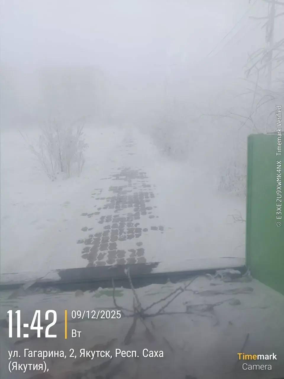 Подрядчик Управы Гагаринского округа проводит работы по уборке тротуаров, работы будут проводиться на улицах Севастопольская, Пилотов, Можайского Подрядчик Управы Гагаринского округа проводит работы по уборке тротуаров, работы будут проводиться на улицах Севастопольская, Пилотов, Можайского