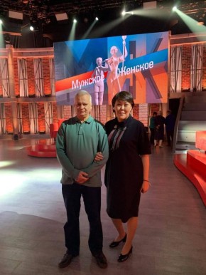 Фотофакт: Якутские журналисты в передаче «Мужское и женское»