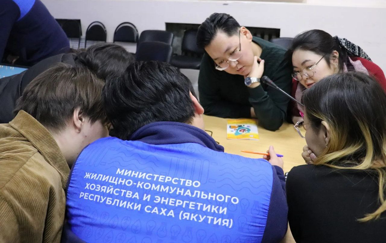 Вчера 9 декабря в Министерстве ЖКХ и энергетики РС (Я) в рамках мероприятий, приуроченных к Международному дню борьбы с коррупцией, государственные гражданские служащие и сотрудники подведомственных учреждений приняли... Вчера 9 декабря в Министерстве ЖКХ и энергетики РС (Я) в рамках мероприятий, приуроченных к Международному дню борьбы с коррупцией, государственные гражданские служащие и сотрудники подведомственных учреждений приняли...