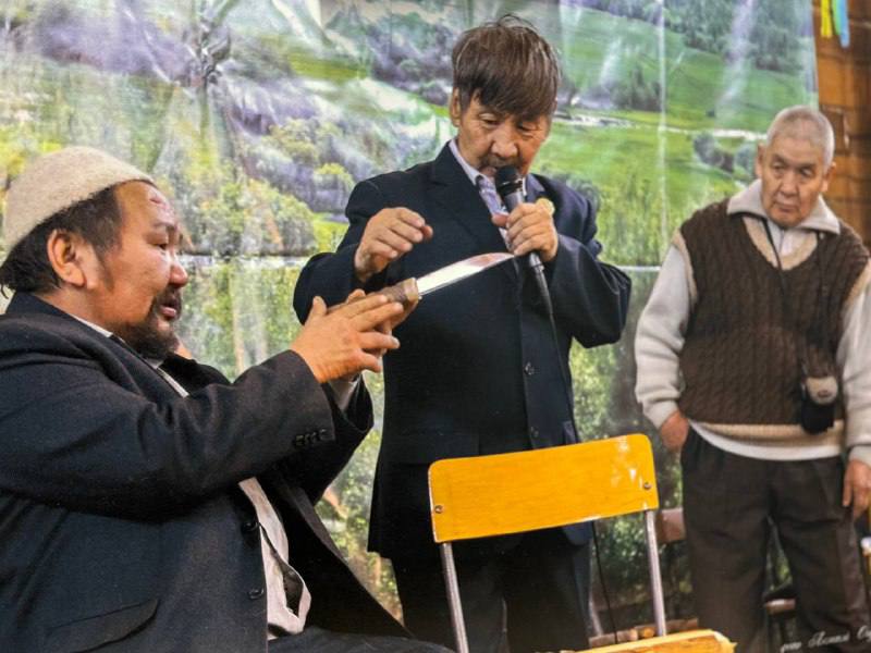 «Вечный хранитель культуры народа саха»: в Якутске отмечают юбилей Бориса Неустроева — Мандар Уус «Вечный хранитель культуры народа саха»: в Якутске отмечают юбилей Бориса Неустроева — Мандар Уус